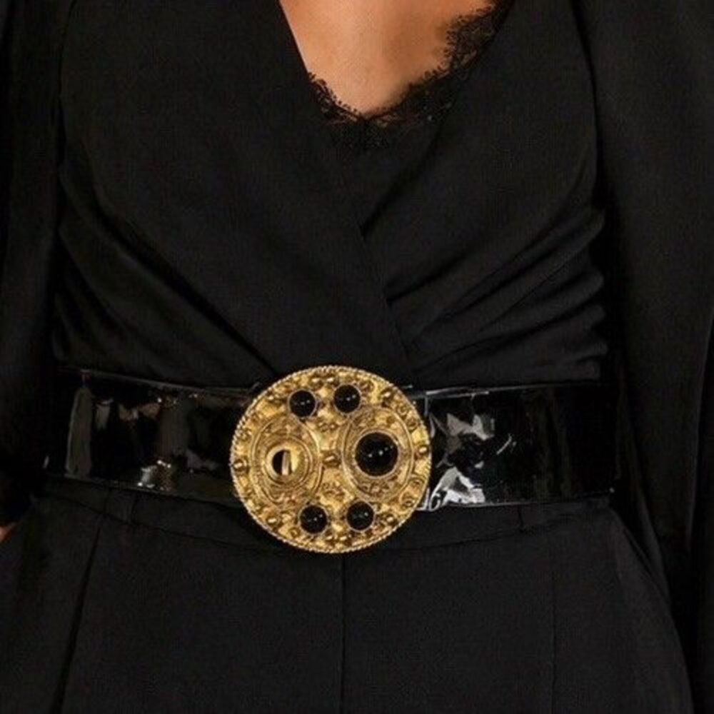 Vintage Saks Fifth Avenue Wide Patent Leather Belt Gold Medallion Baroque 80s - Picture 3 of 8